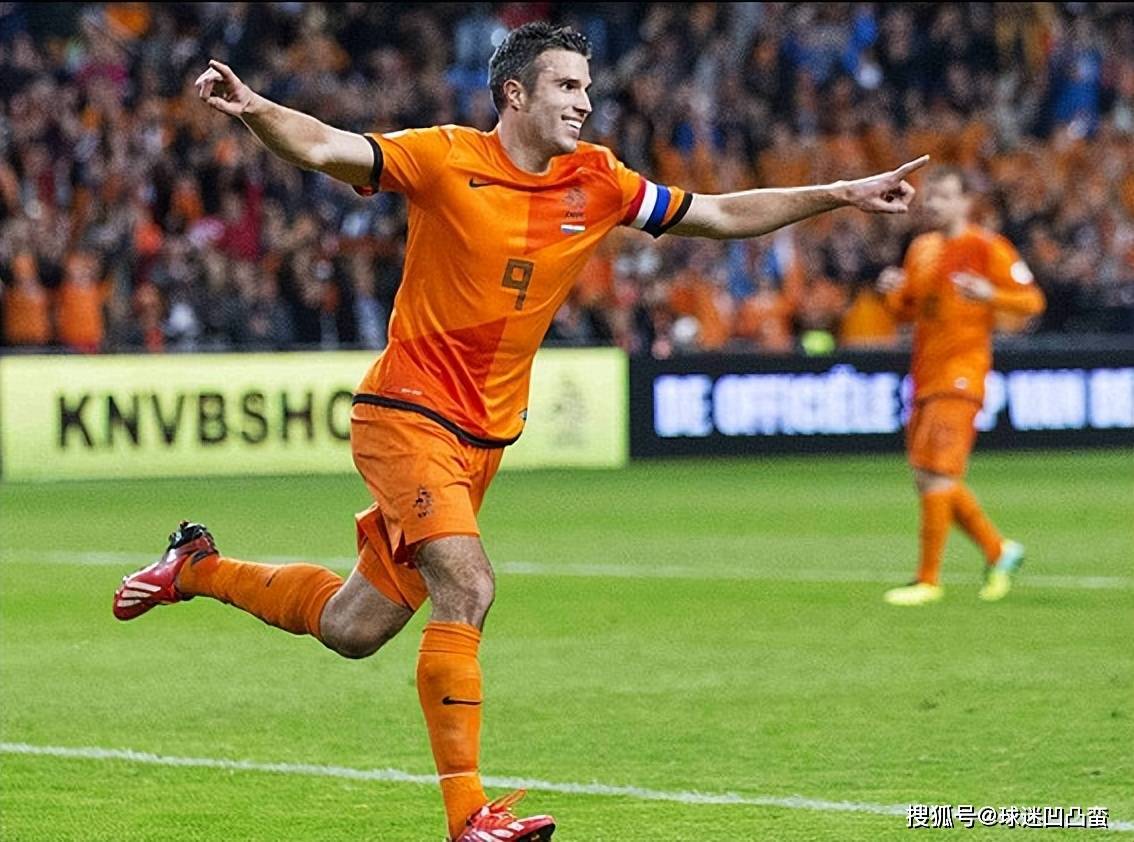 里程碑夜！费耶诺德临场应变，社区盾今晚刷纪录，媒体盛赞，赛程密集仍需轮换的简单介绍-mk体育平台