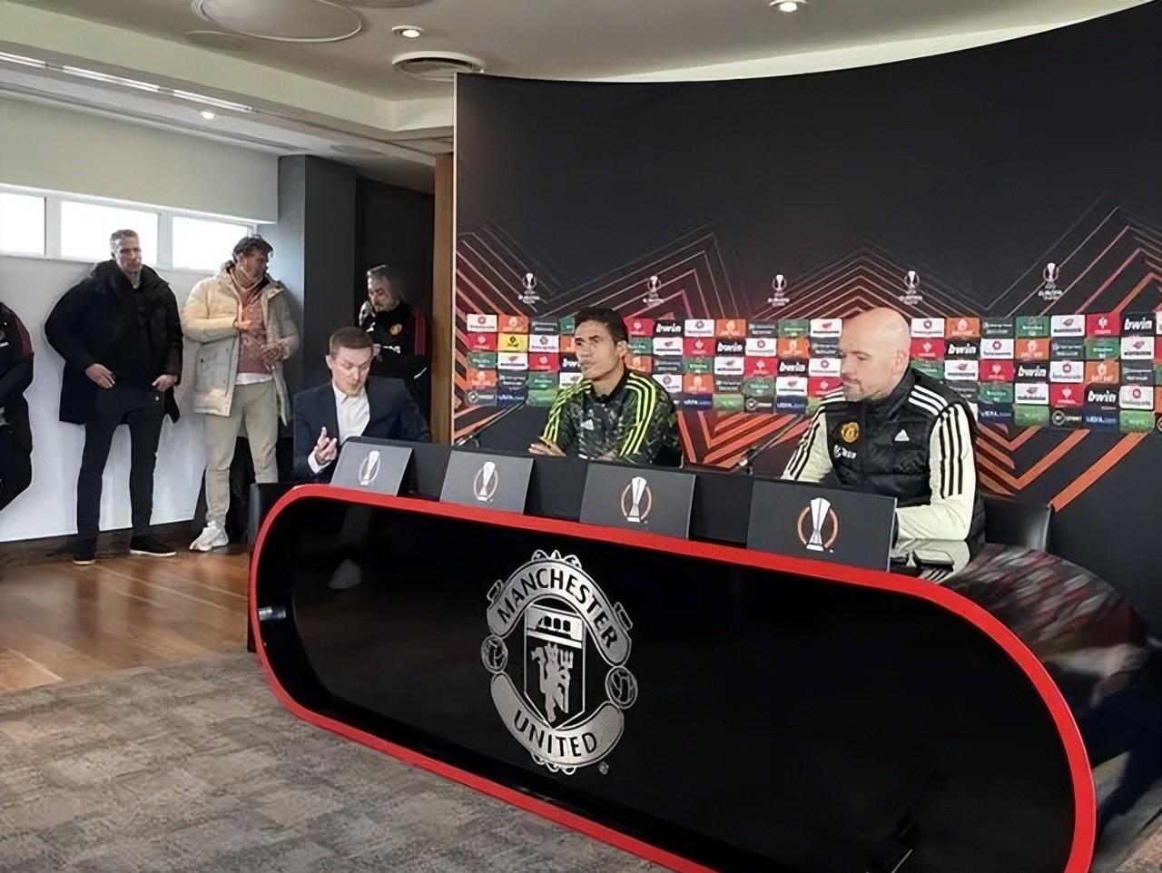 里程碑夜!费耶诺德临场应变,社区盾今晚刷纪录,媒体盛赞,赛程密集仍需轮换的简单介绍-mk体育平台